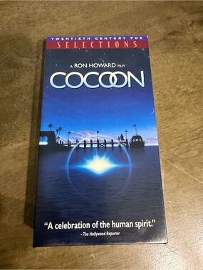 Cocoon (VHS, 1996) Drama Steve Guttenberg, Hume Cronyn Directed by Ron Howard